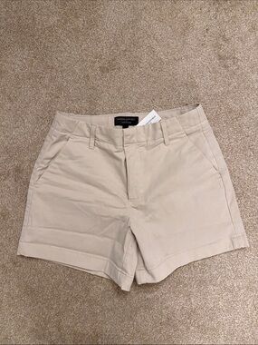 Banana Republic Women's Chino Shorts - Beige